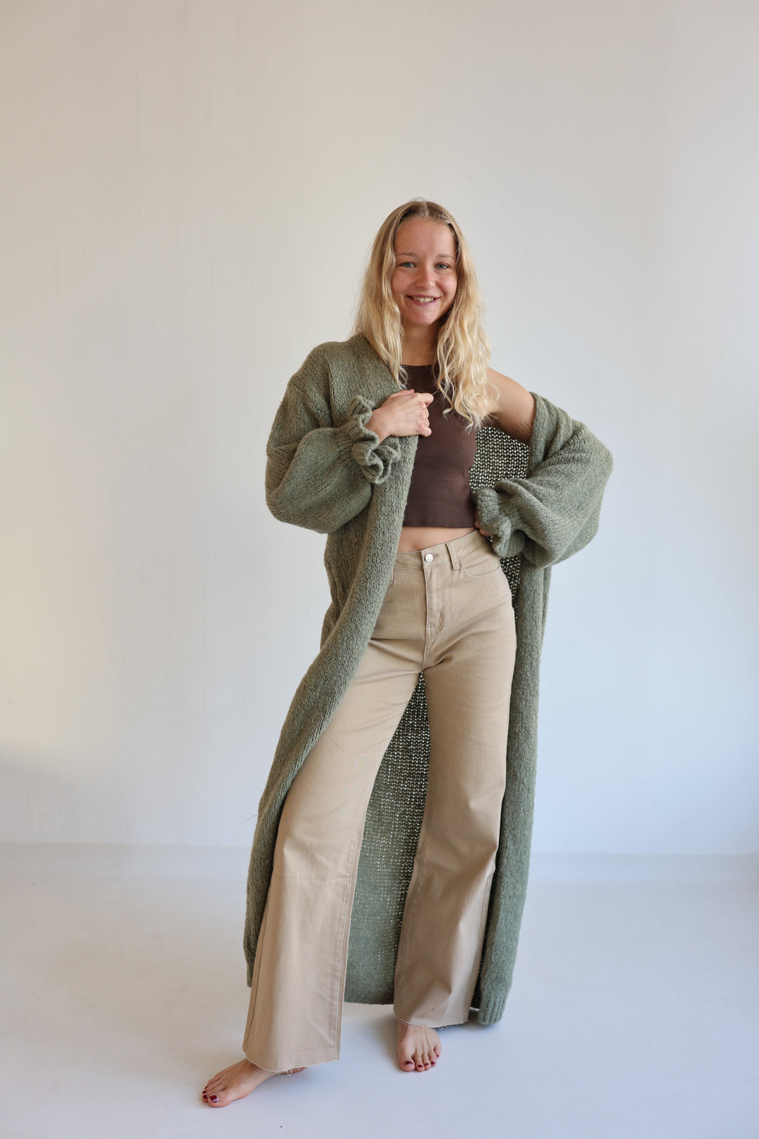 Langer Cardigan mit Rüschenärmeln Clara