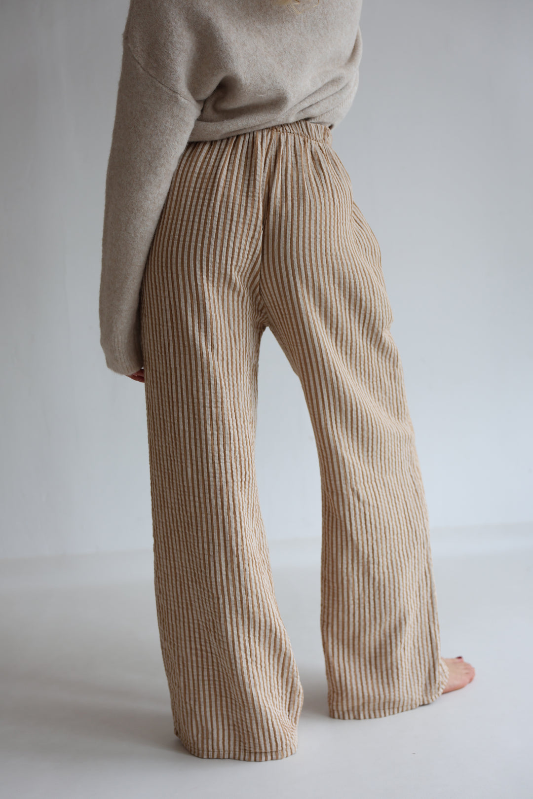 Lange Musselinhose mit Streifen Little Lines