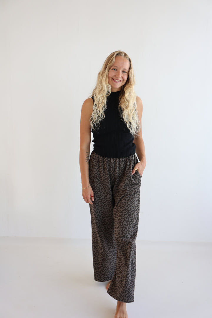 Jersey Jogger Pants mit Leoprint Nuna