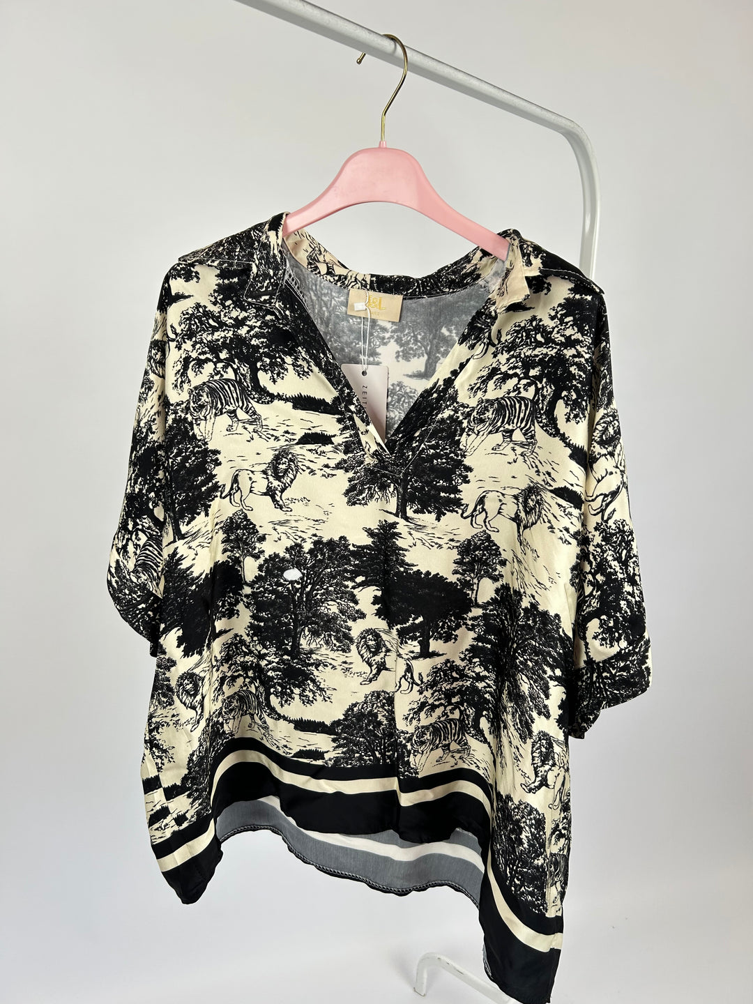 LUXURY BLUSE KURZ SCHWARZ EINHEITSGRÖSSE (B-WARE)