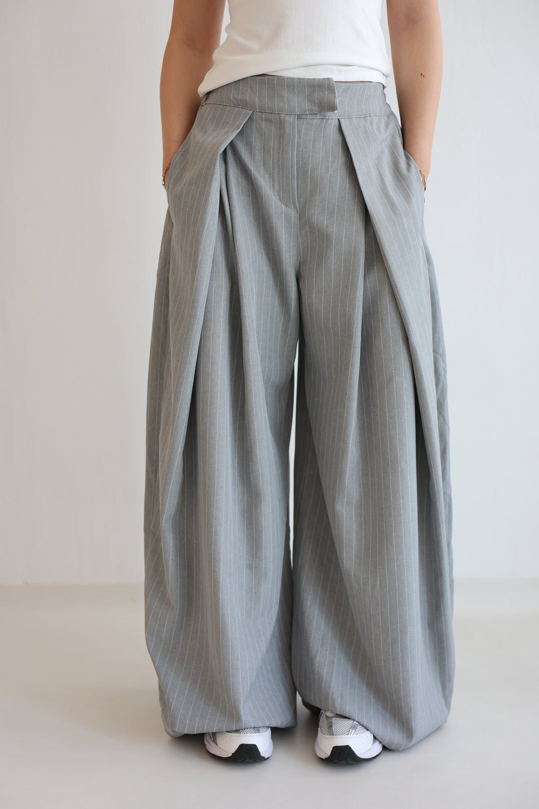 Tailored Wrap Pleat Bundfaltenhose