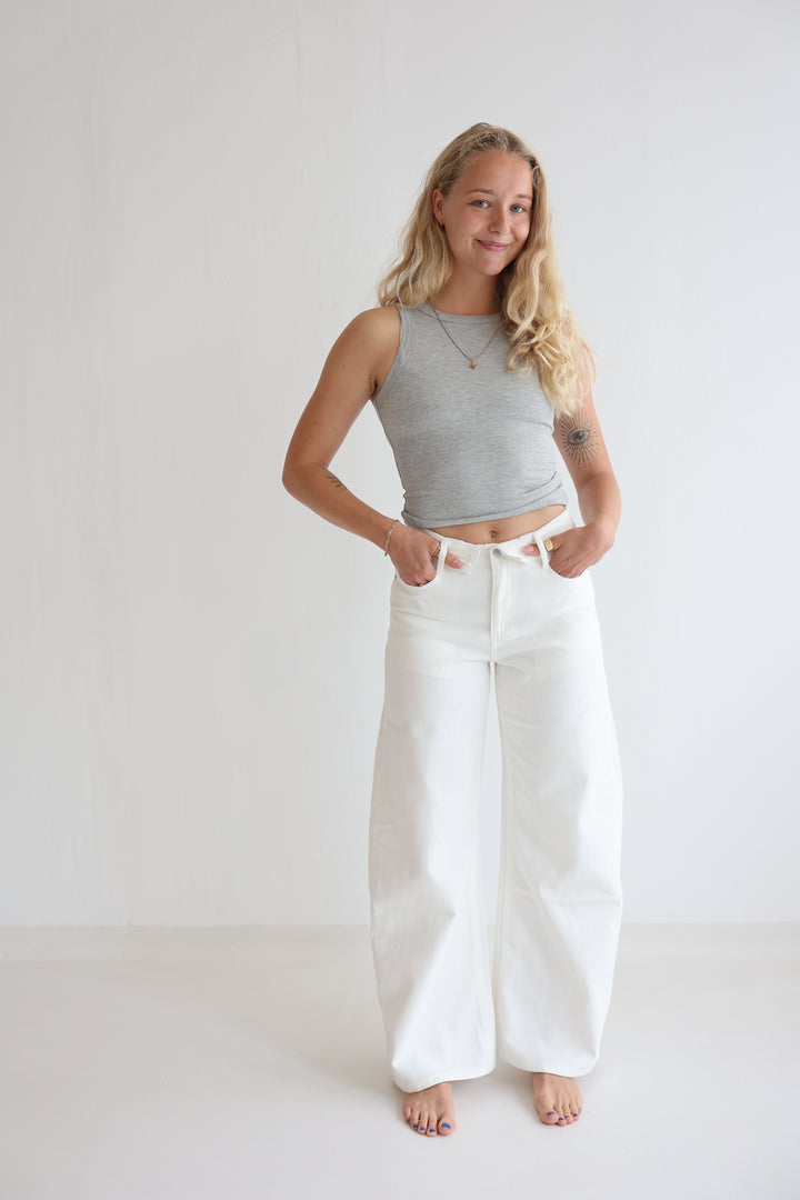 White Barrel Waistband Jeans