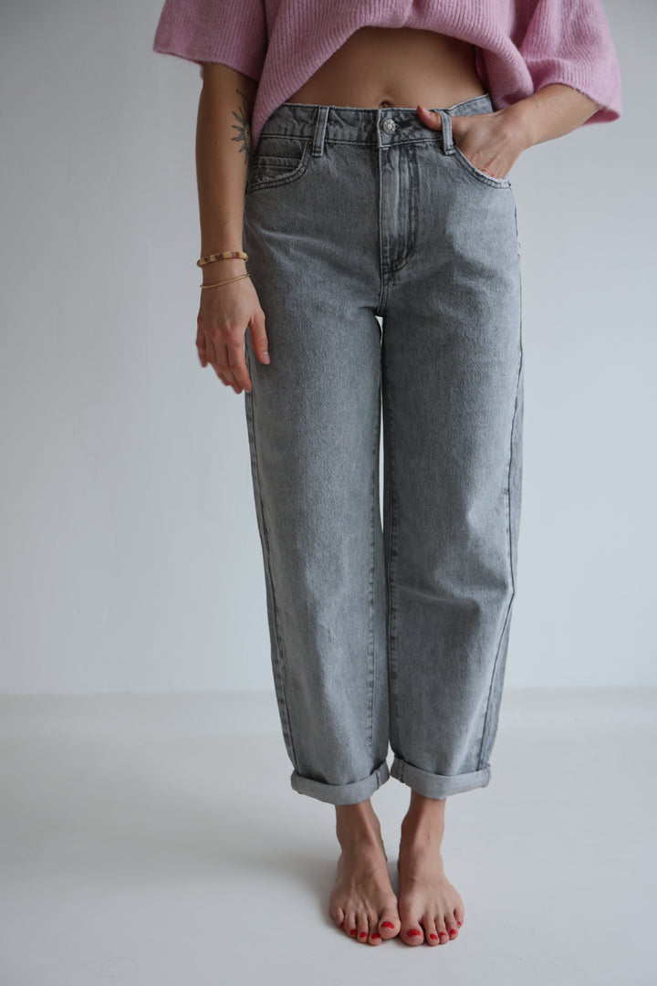 Loose Fit Mom Jeans Nayla