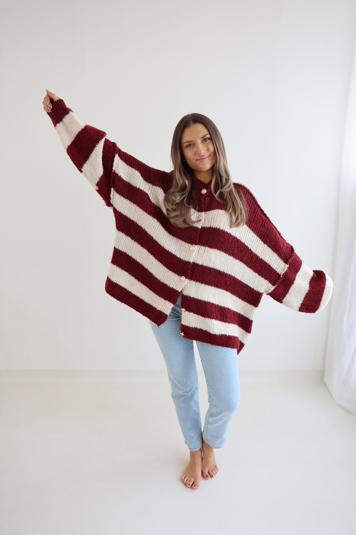 Gestreifter Cardigan mit goldenen Manschettenknöpfen Claire