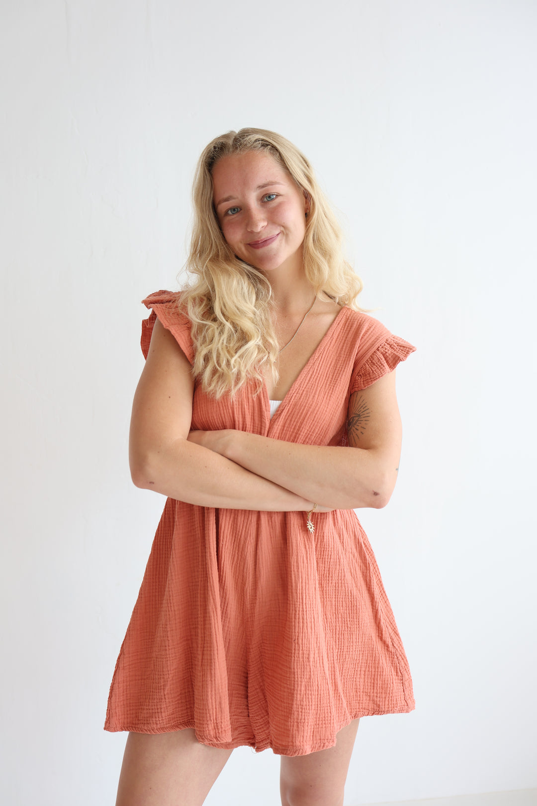 Musselin-Jumpsuit mit Rüschen