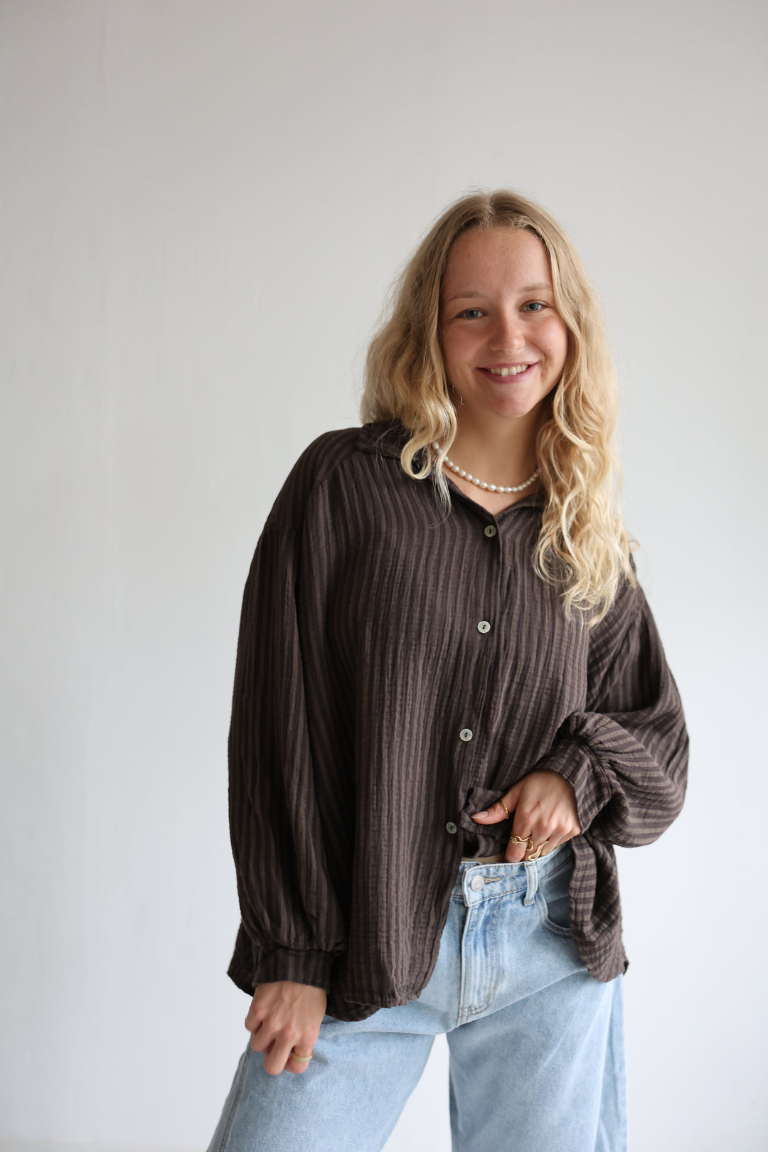 Kurzes Blusenhemd aus Musselin Wide Stripes