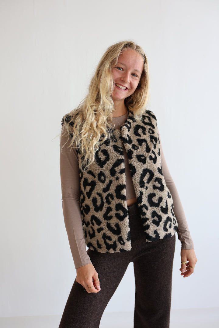 Teddyweste mit Leoprint