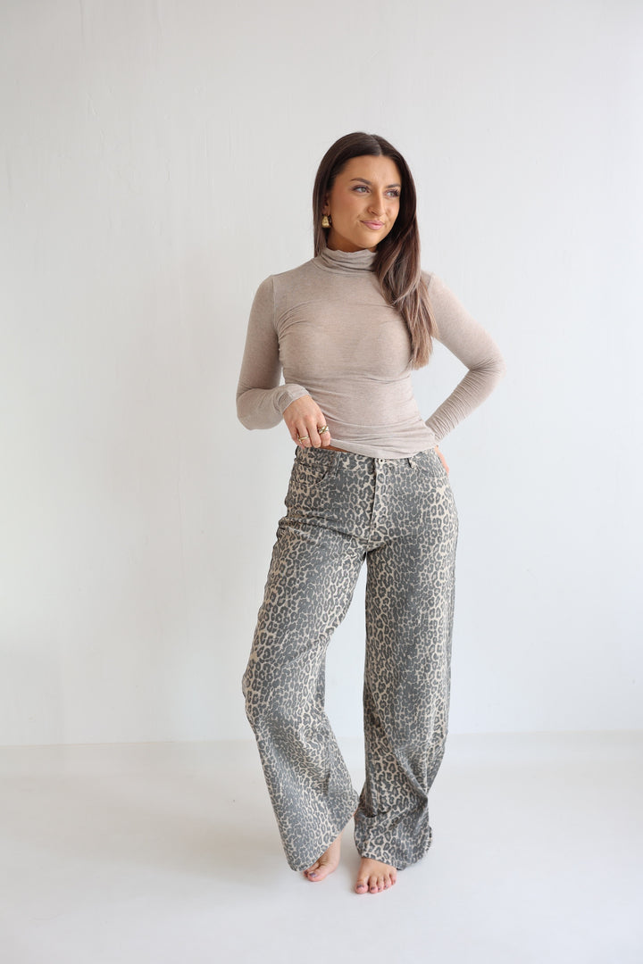 Wide Leg Jeans mit Leoprint (6265-34)