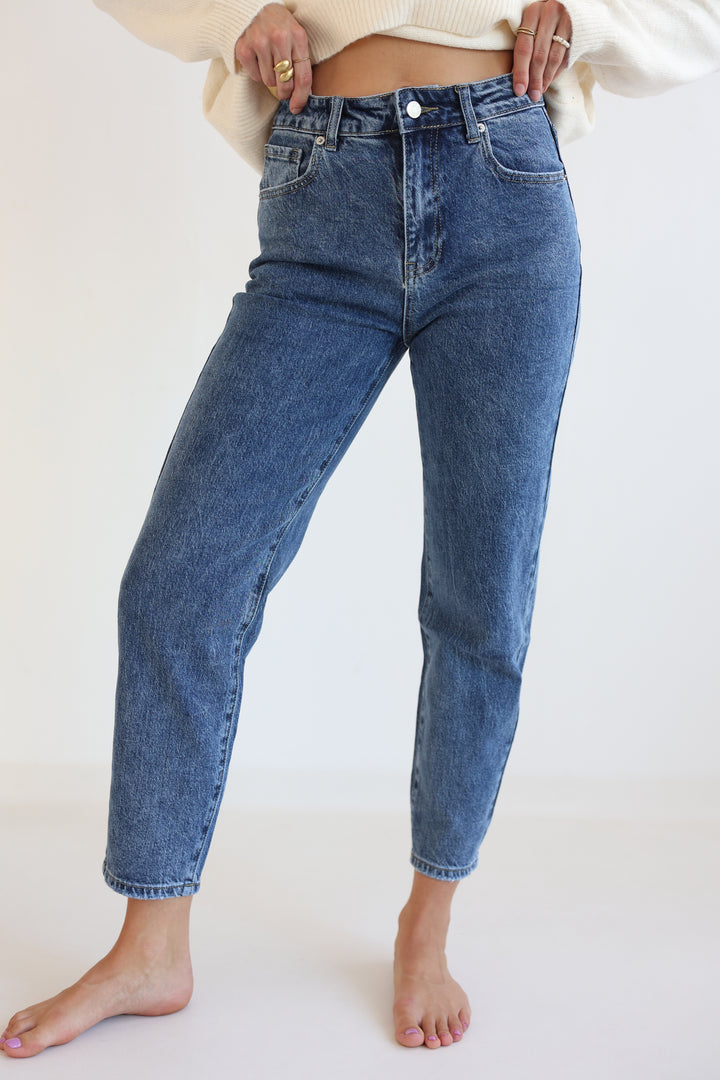 Classic Motion Mom Jeans