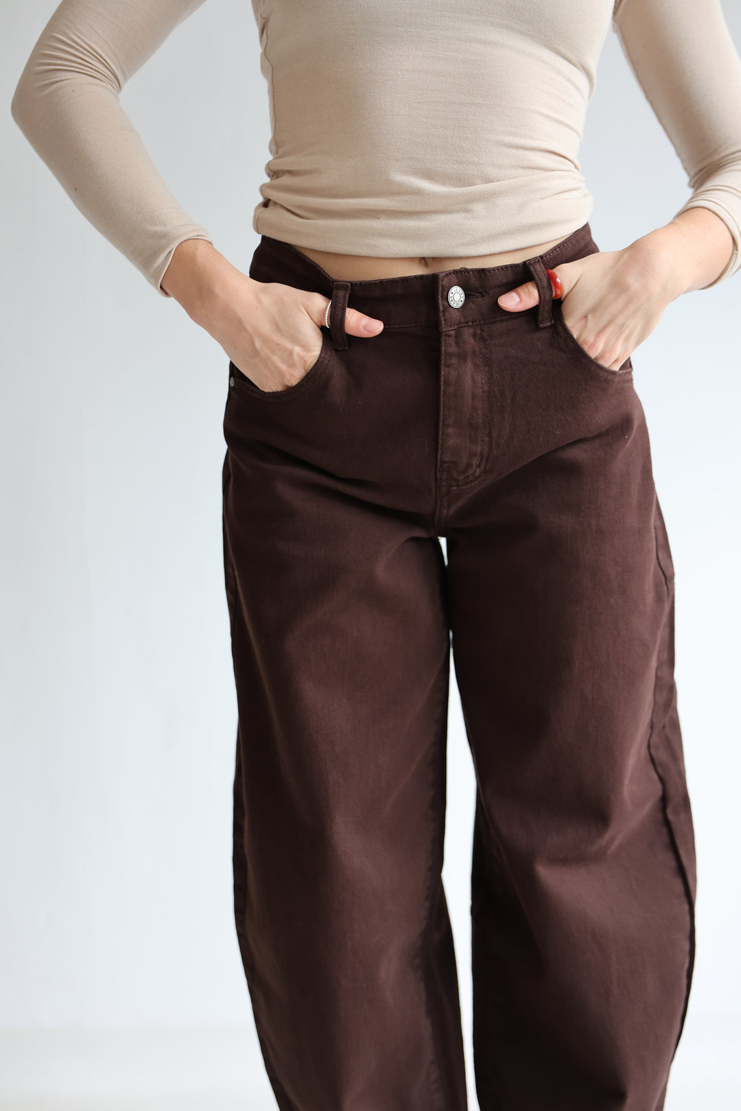 Barrel Fit Coffee Jeans