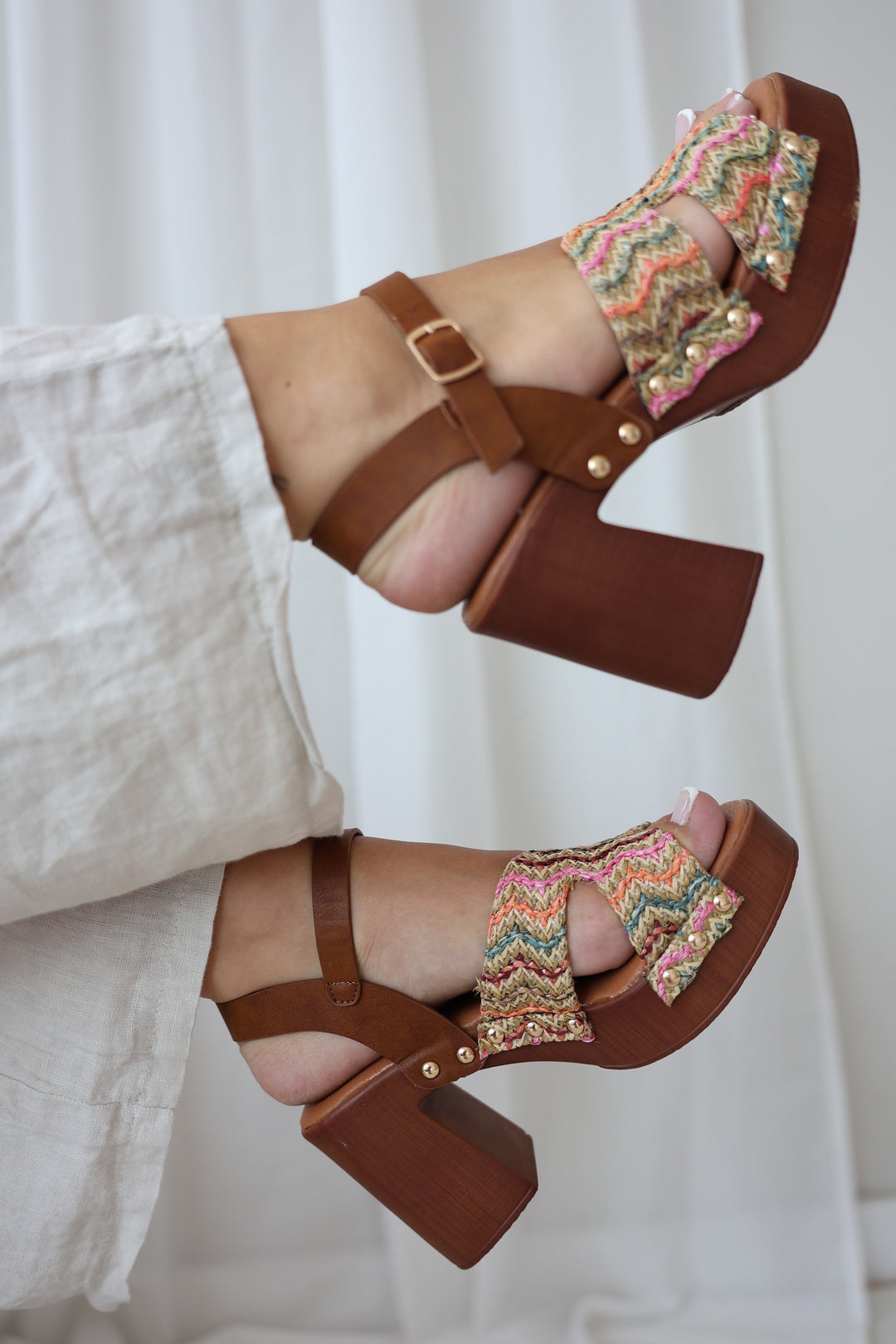 Plateau Sandale aus Leder Amber