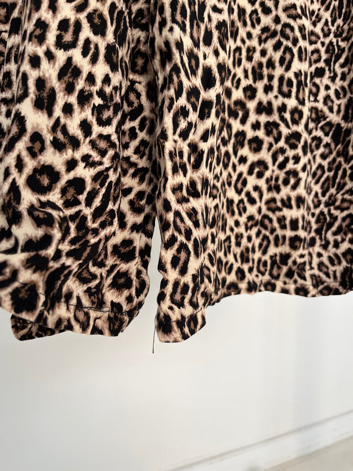 LOCKERE HOSE AUS VISKOSE MIT LEOPRINT MARY (B-WARE)
