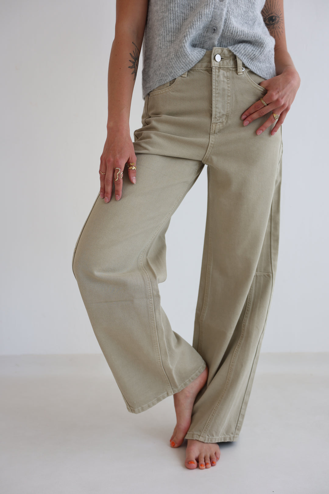 Relaxed Barrel Fit Jeans Juna