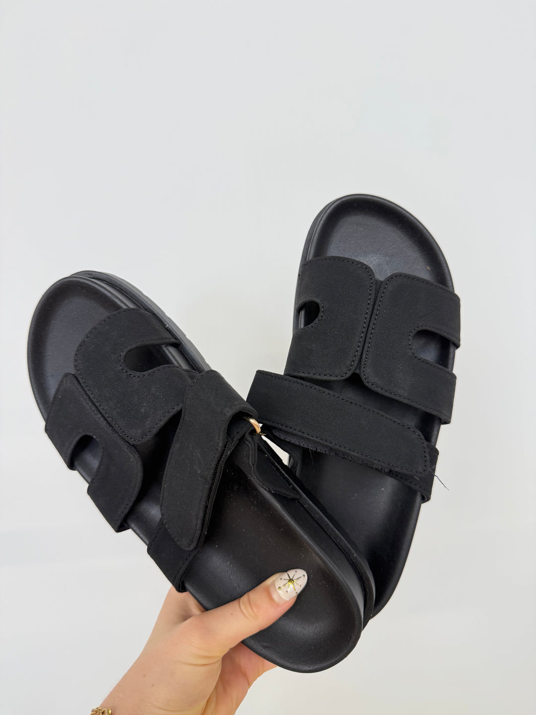 CASUAL SLIDE SANDALS SCHWARZ GR.39 (B-WARE)