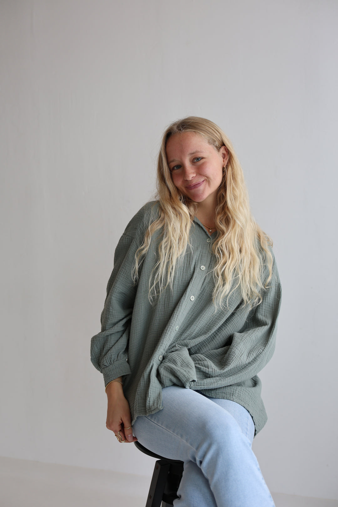 Kurzes Blusenhemd aus Musselin (einfarbig)