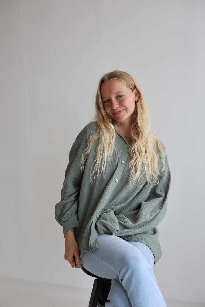 Kurzes Blusenhemd aus Musselin (einfarbig)