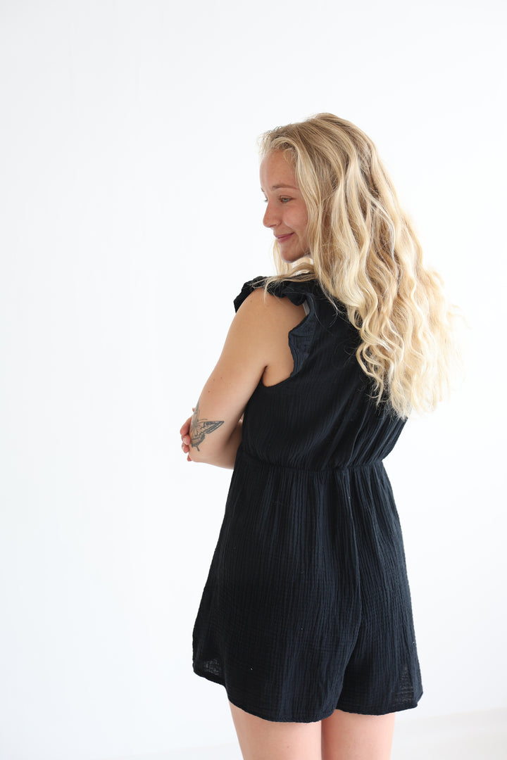 Musselin-Jumpsuit mit Rüschen