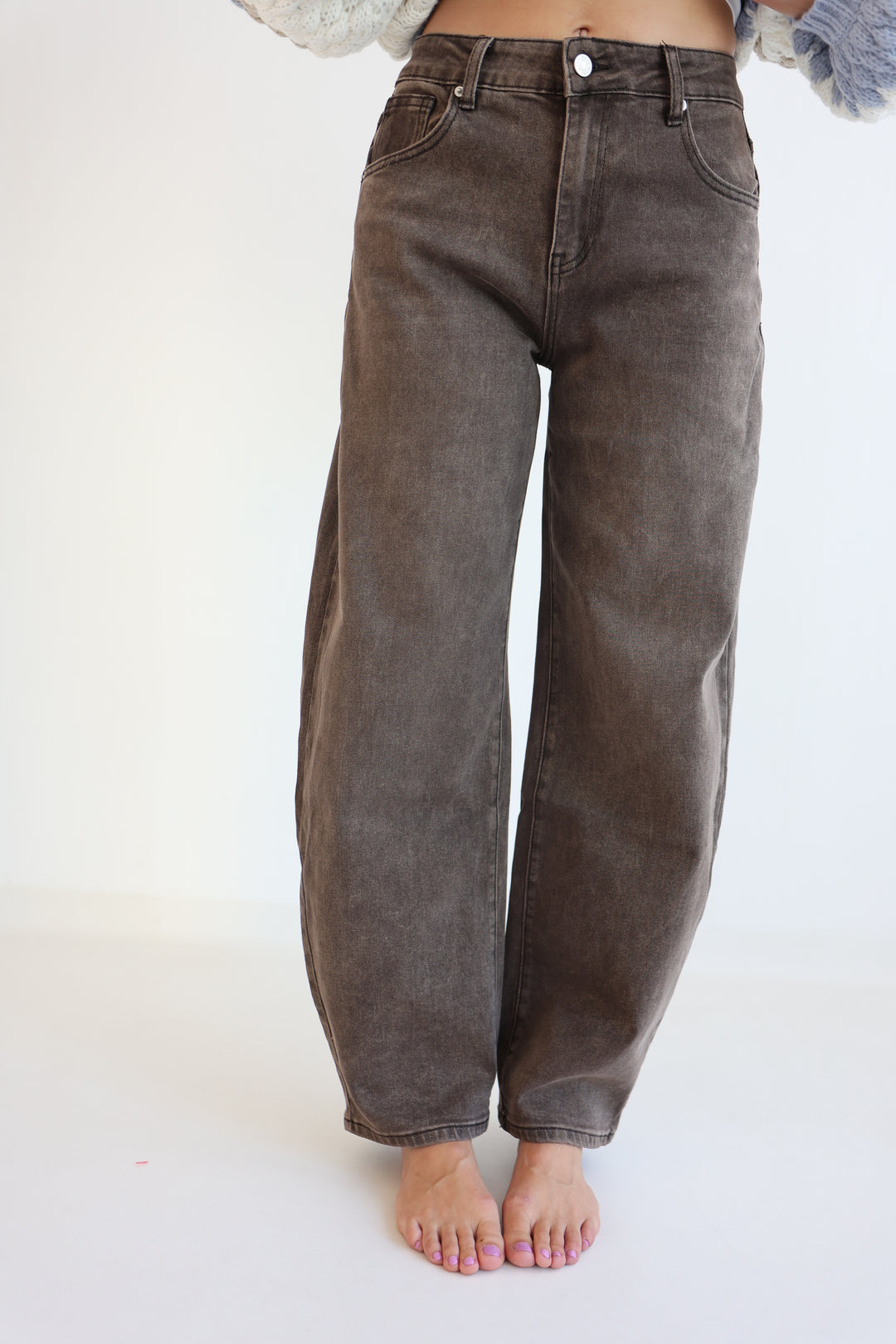 Wide Awake Barrel Jeans