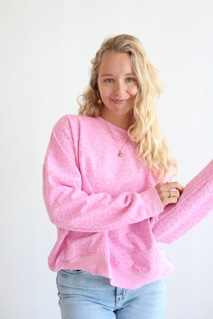 Sweater mit Leoprint