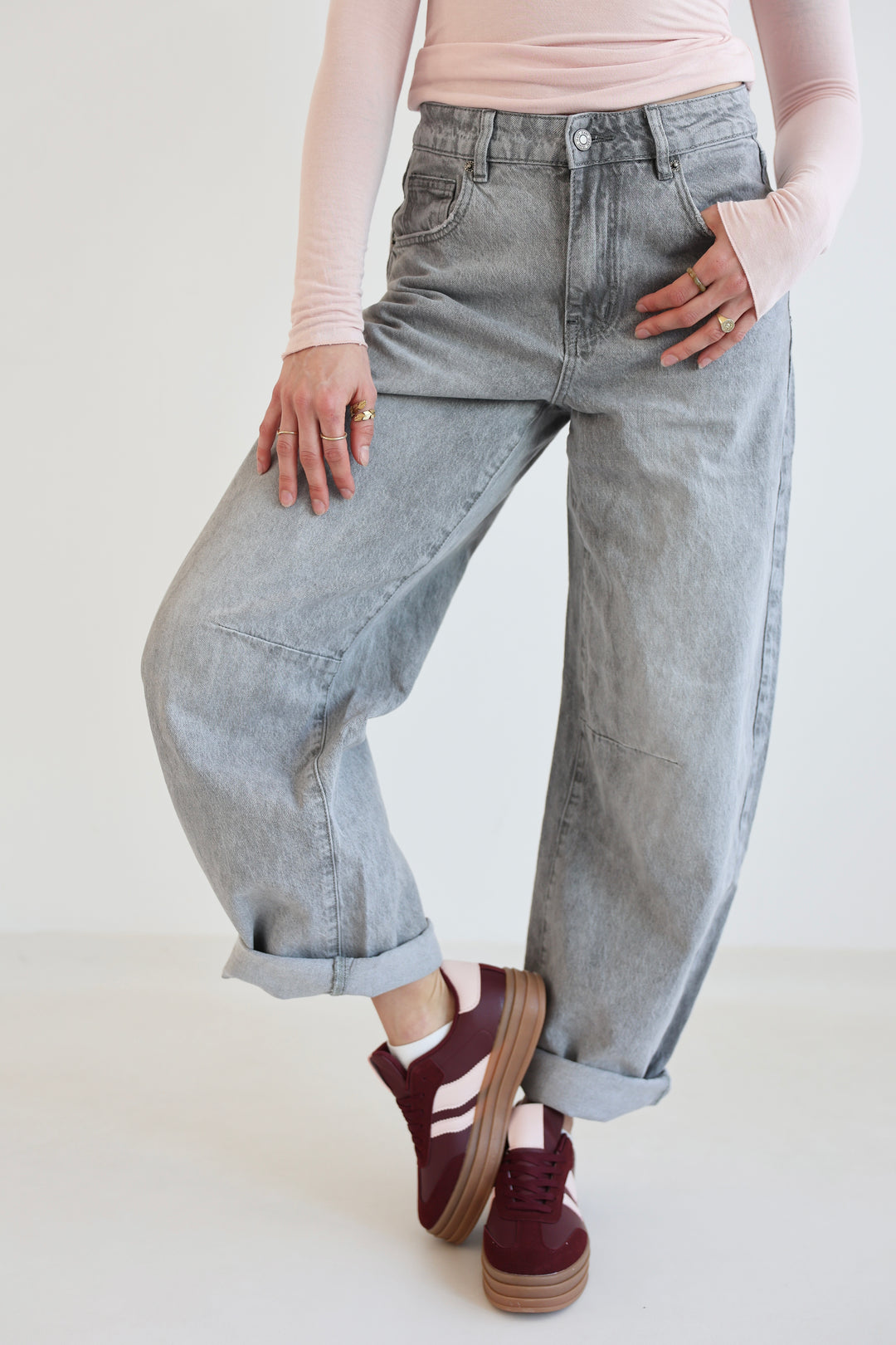 Barrel Fit Daily Jeans