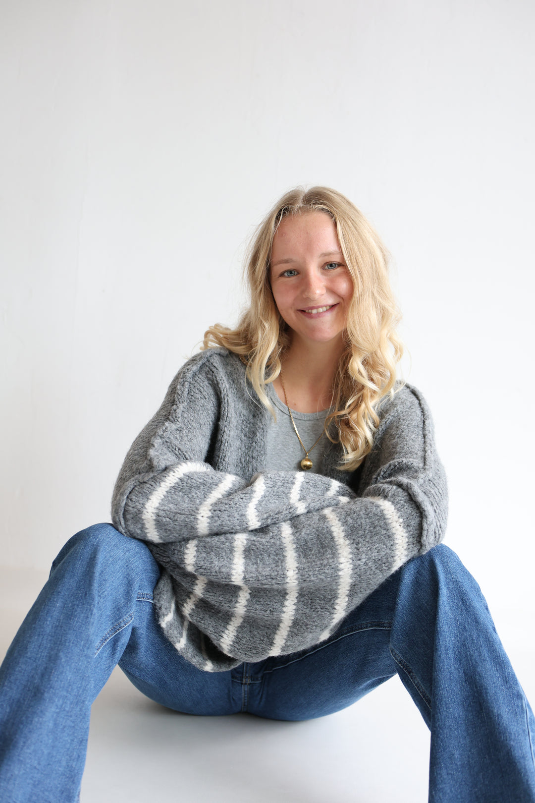 Oversize Strickcardigan Half Stripes