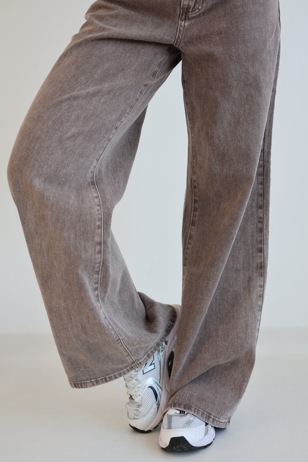 Wide Leg Jeans Cocoa Shades