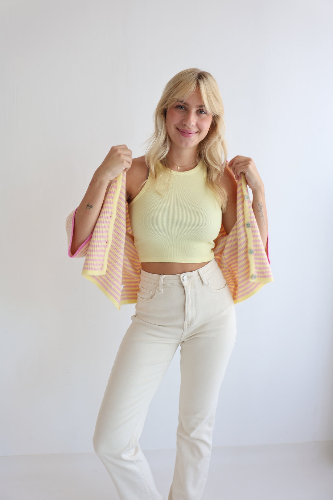 Gestreifter Kurzarm Cardigan Carlotta