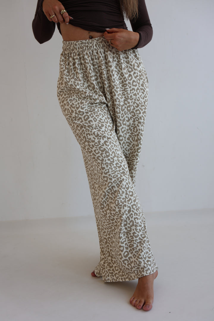 Jersey Jogger Pants mit Leoprint Nuna