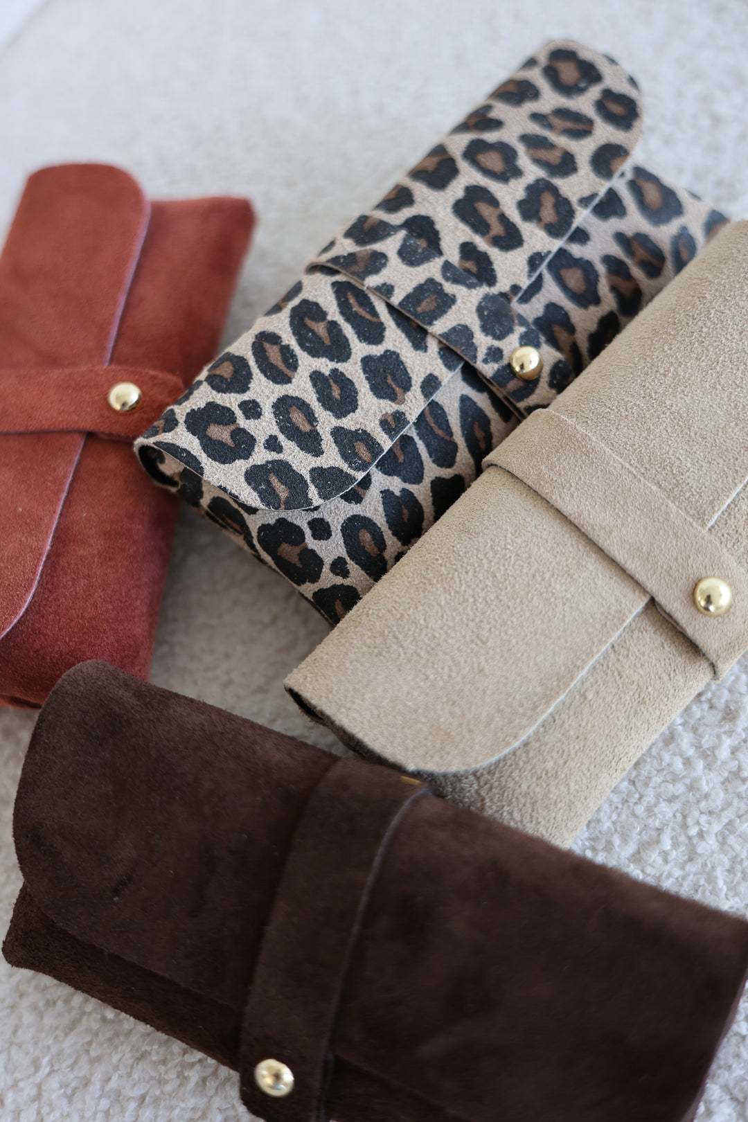 Brillenetui aus Wildleder