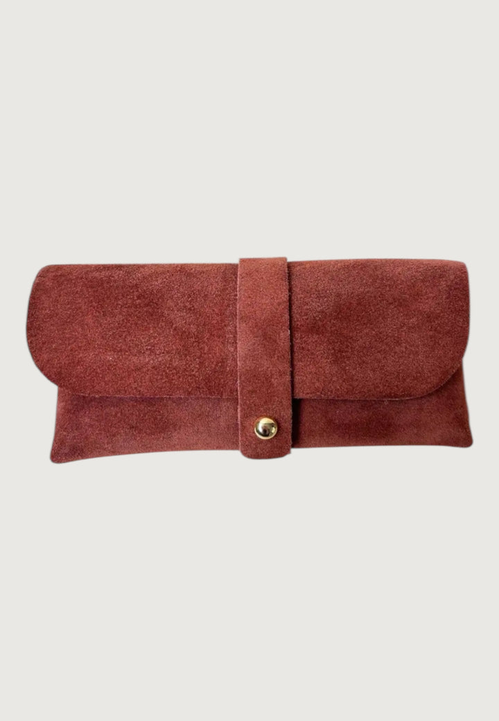 Brillenetui aus Wildleder