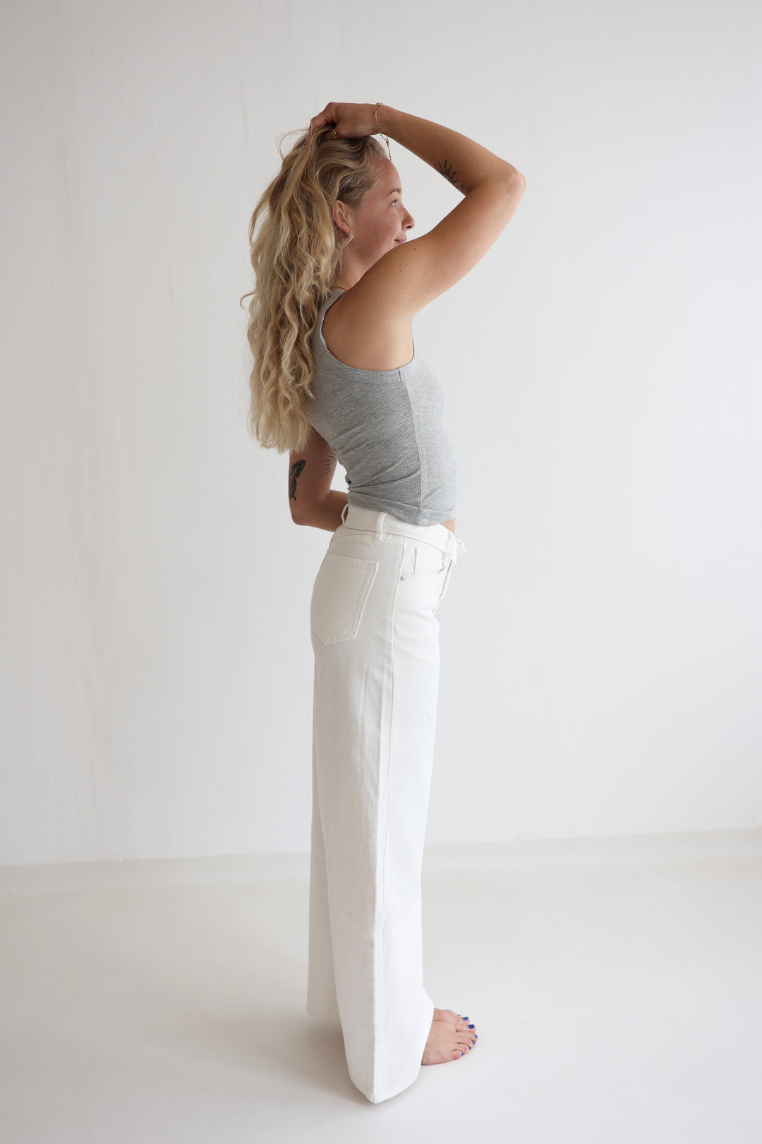 White Barrel Waistband Jeans