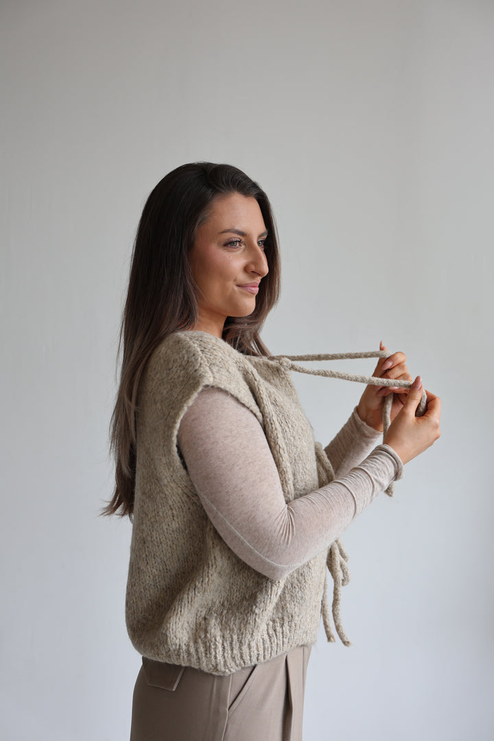 Weste mit Schleifen Lilly