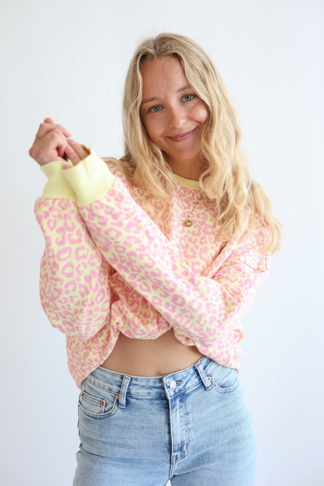 Sweater mit Leoprint