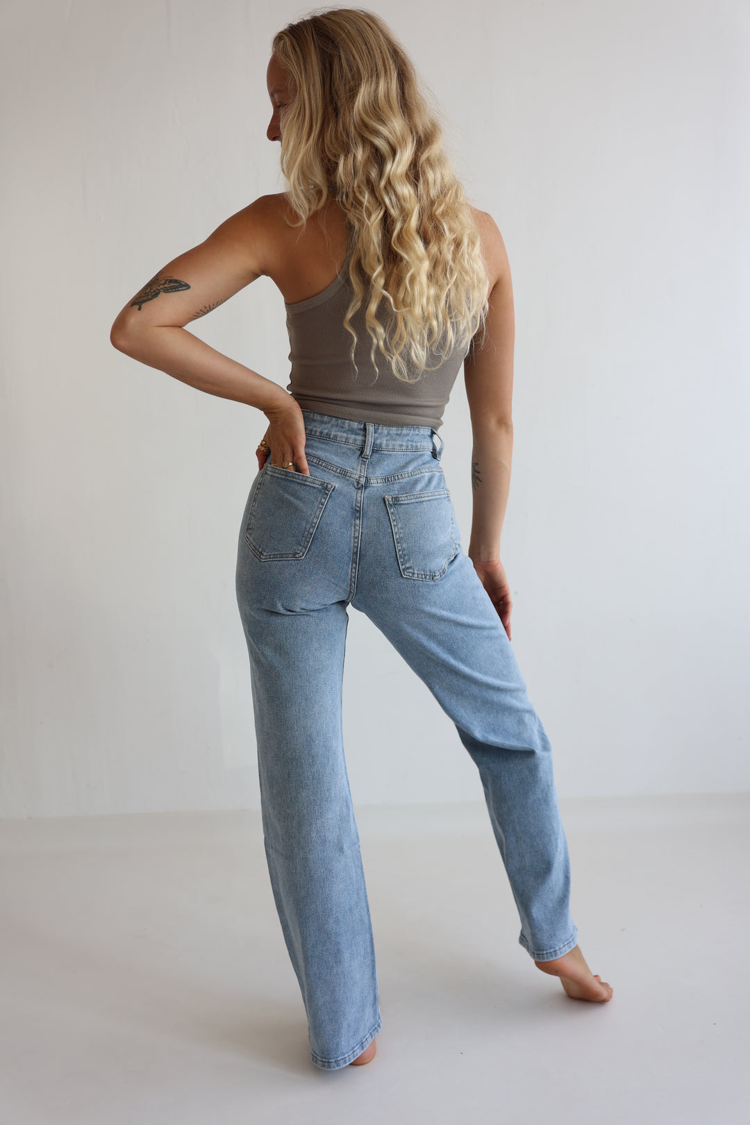 Asymmetrische Straight Fit Jeans Nova