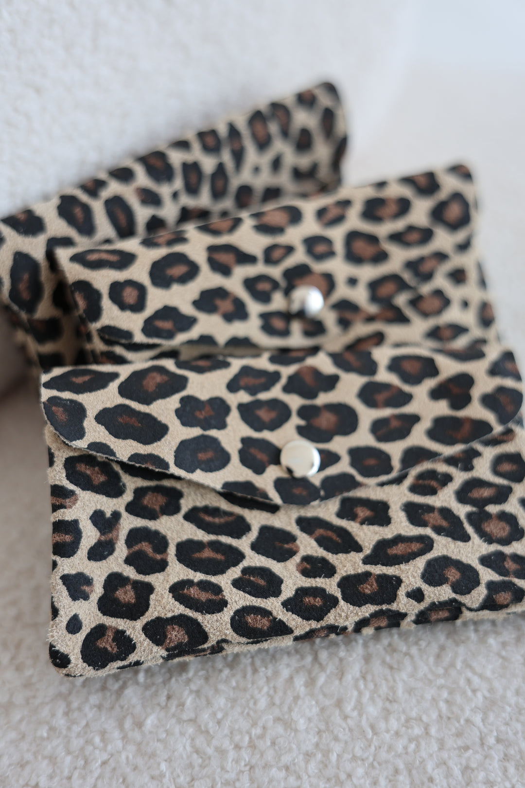 Medium Wallet mit Leoprint