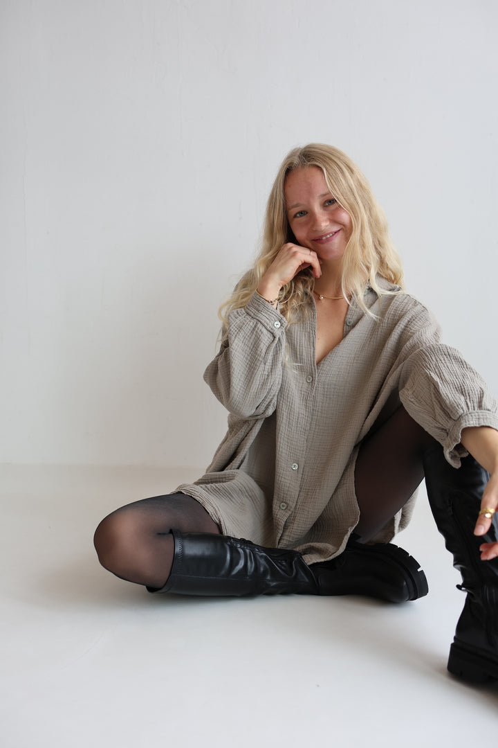 Oversize Blusenhemd aus Musselin (einfarbig)