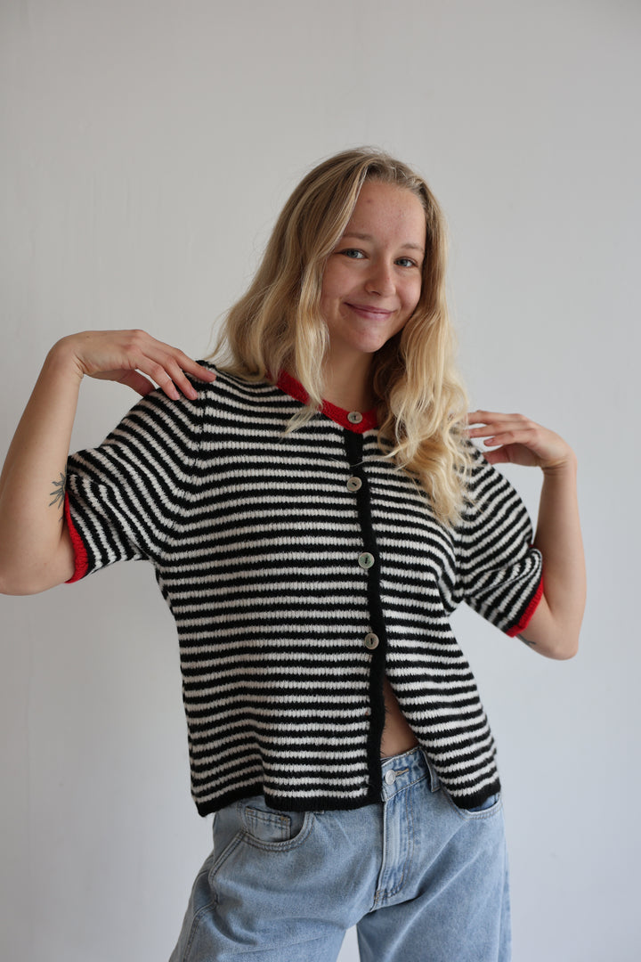 Gestreifter Kurzarm Cardigan Carlotta
