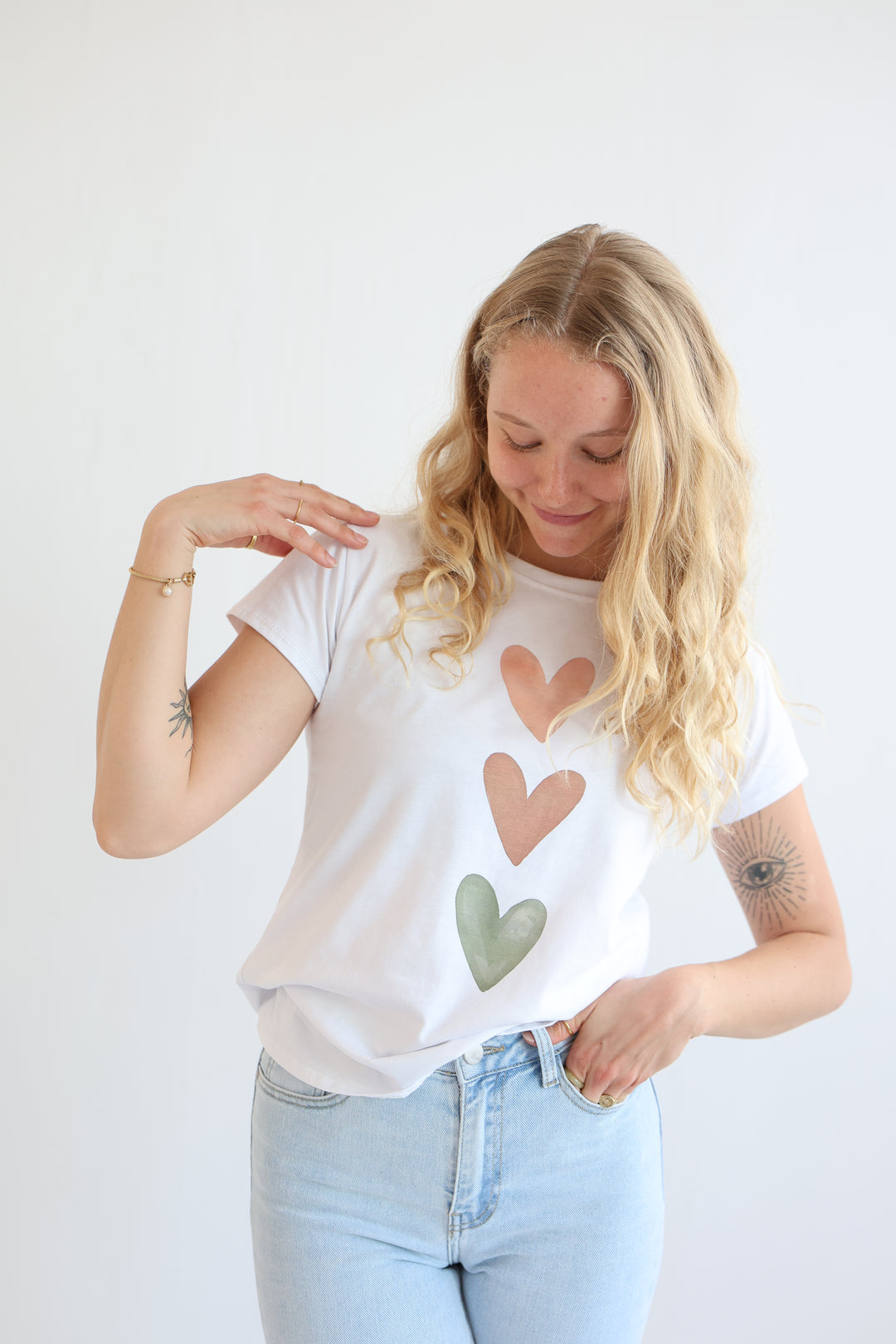 T-Shirt Three Hearts