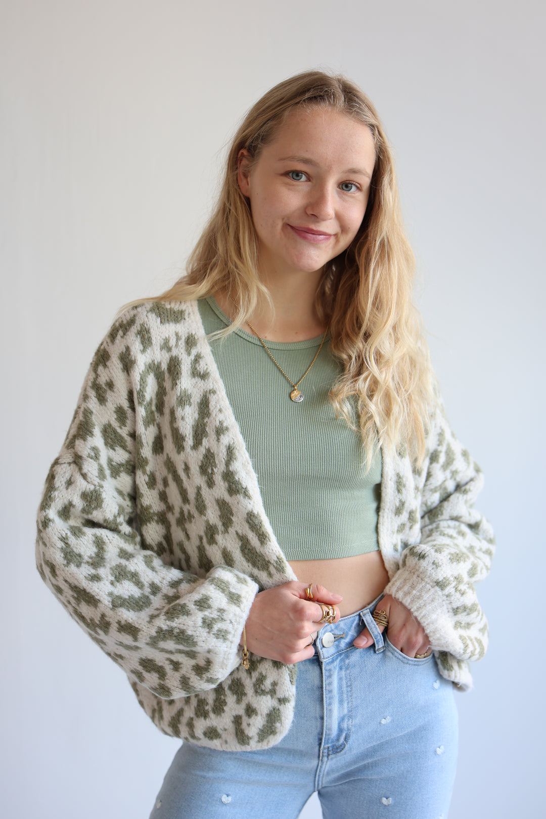 Offener Cardigan mit Leoprint