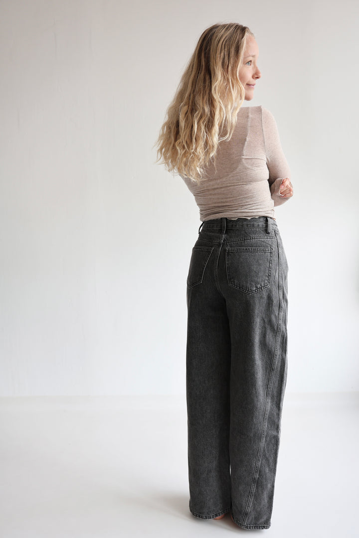 Relaxed Barrel Fit Jeans Juna