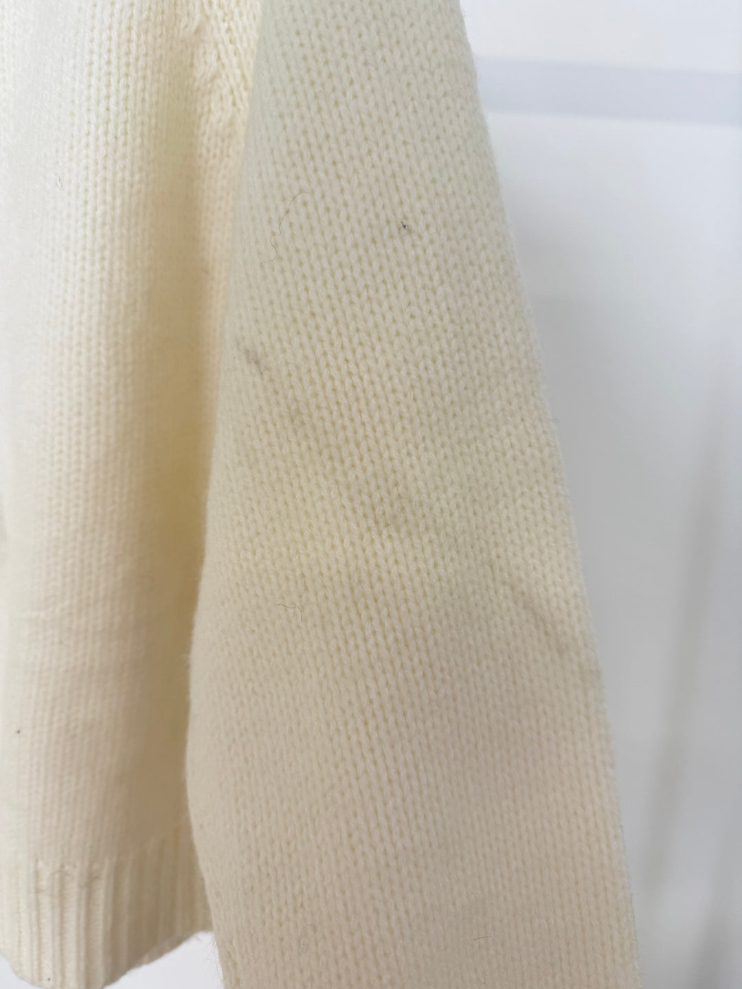 GOLDEN ZIP CARDIGAN CREME (B-WARE)
