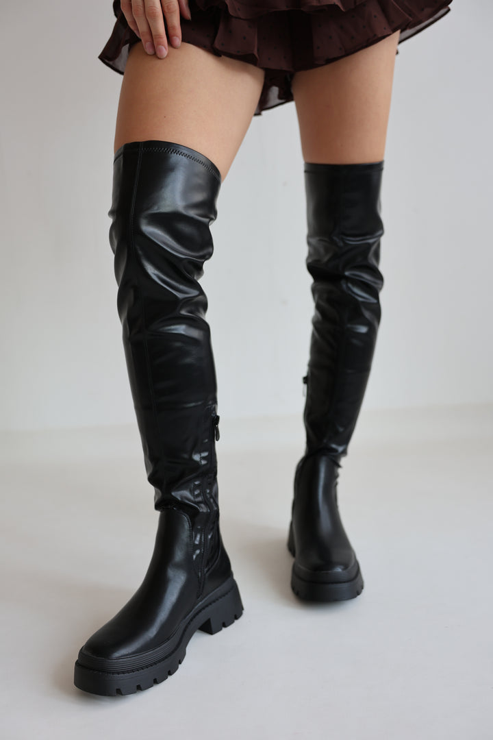 Overknee Boots in Glattlederoptik