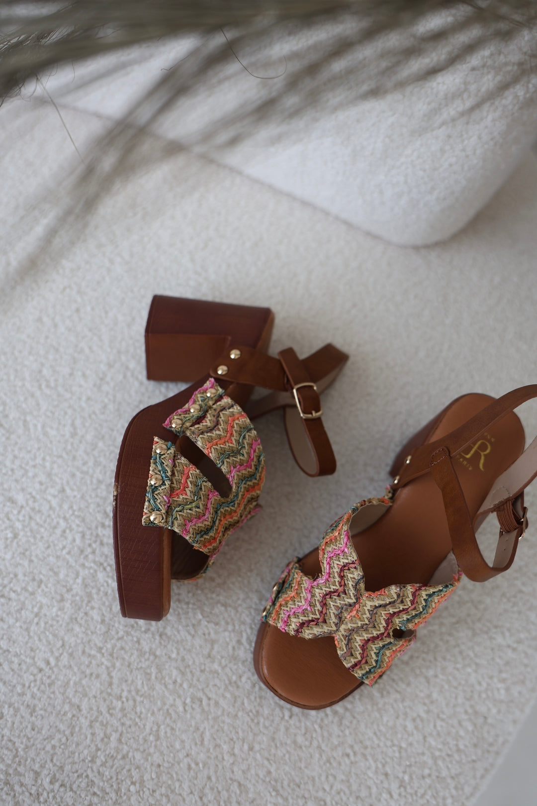 Plateau Sandale aus Leder Amber