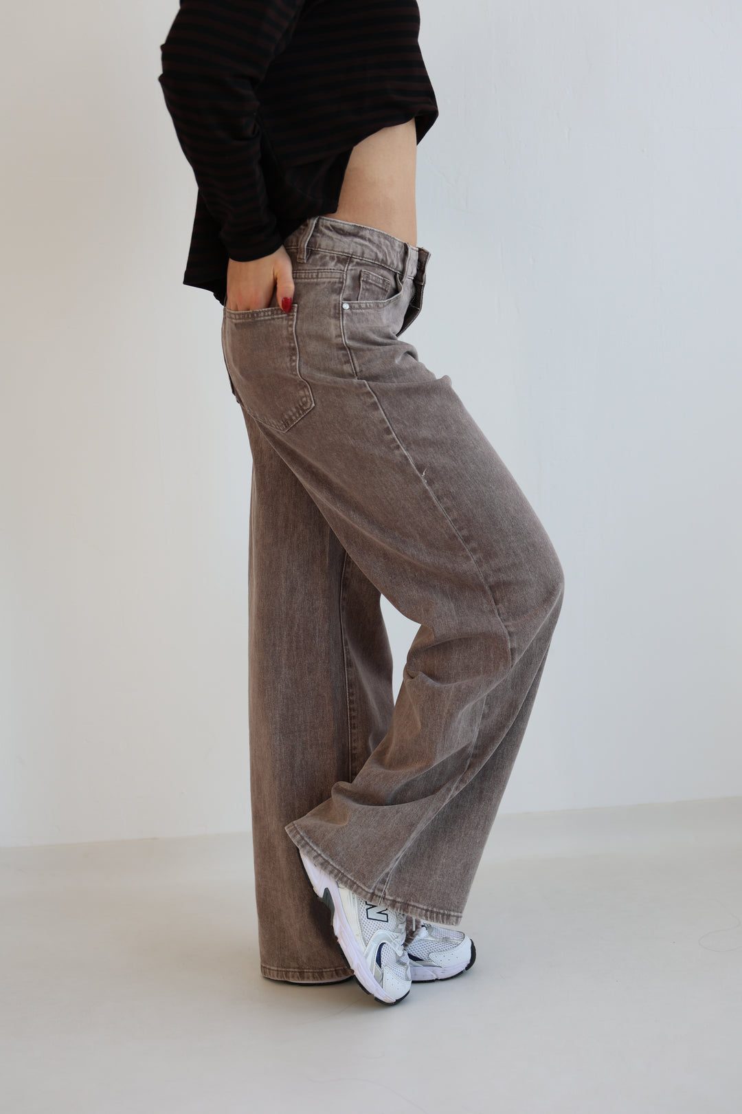 Wide Leg Jeans Cocoa Shades