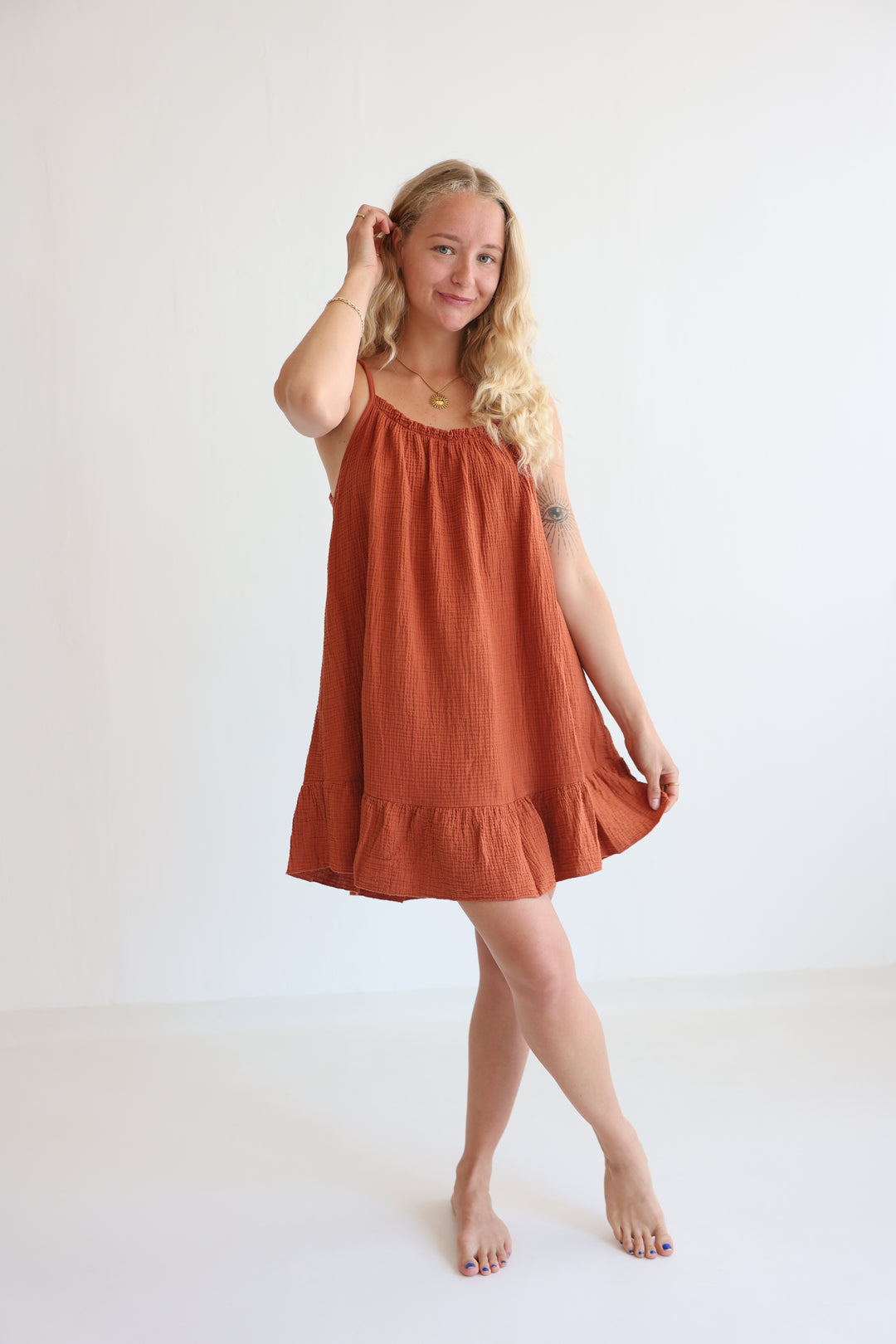 Musselinkleid mit Mini-Volant Hailey
