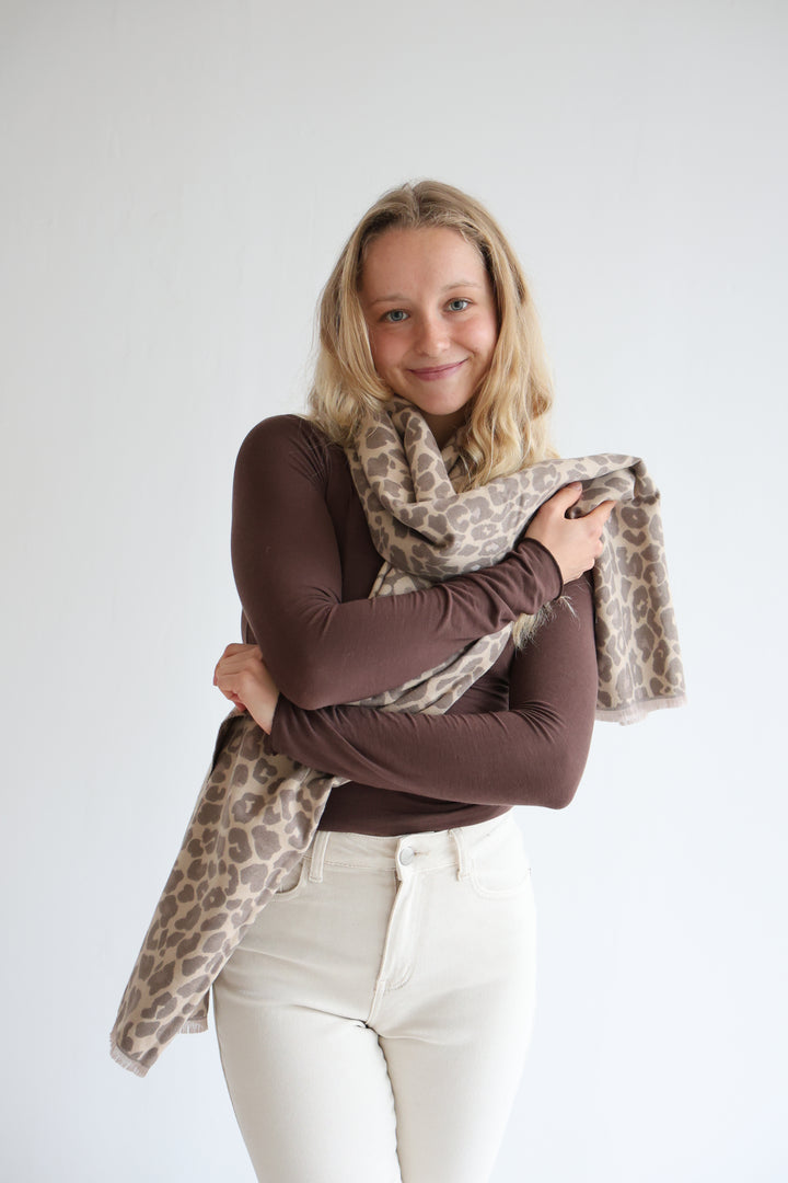 Langer Schal Wild Muse