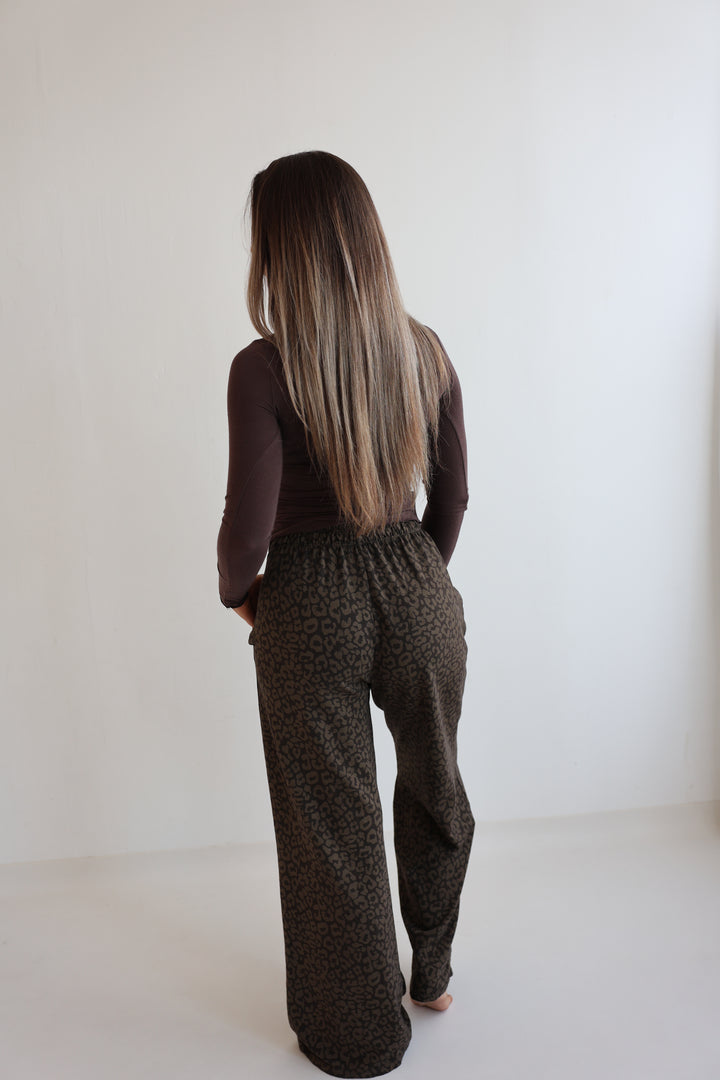 Jersey Jogger Pants mit Leoprint Nuna
