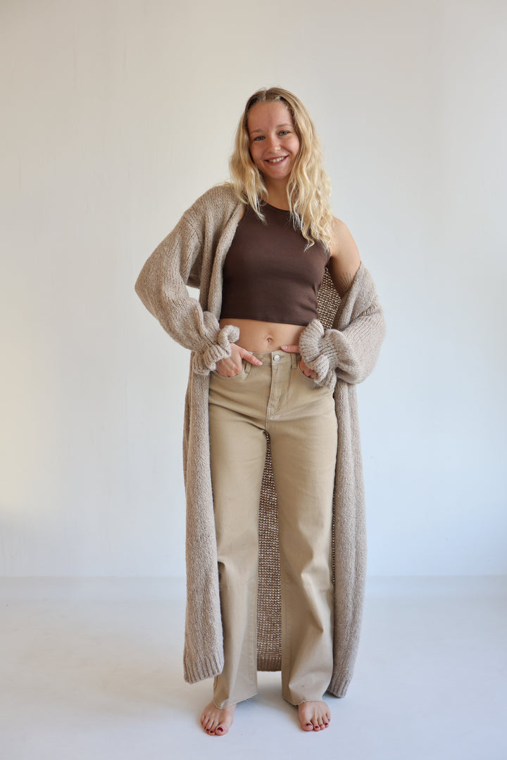 Langer Cardigan mit Rüschenärmeln Clara