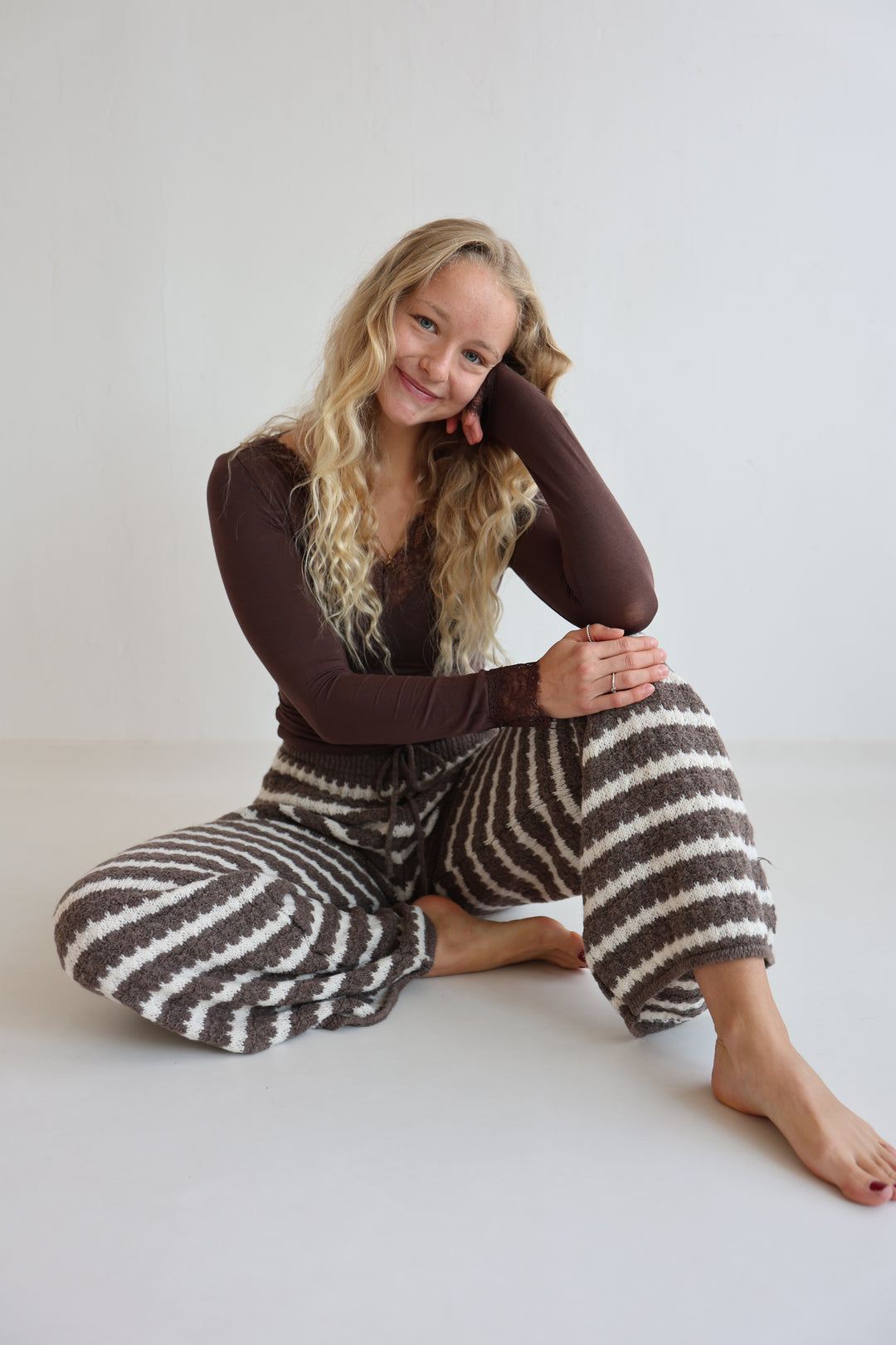 Longsleeve mit Spitzenausschnitt