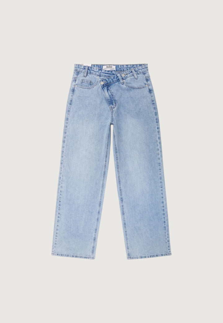 Asymmetric Straight Fit Jeans Nova